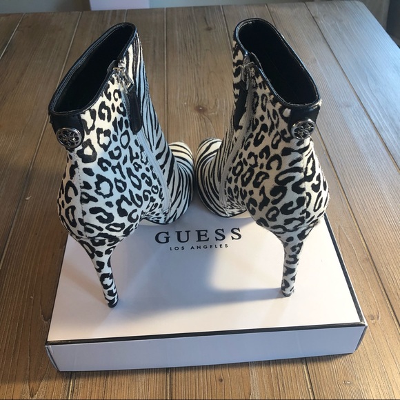 NWT Guess Los Angeles Dress Bootie - Picture 3 of 8
